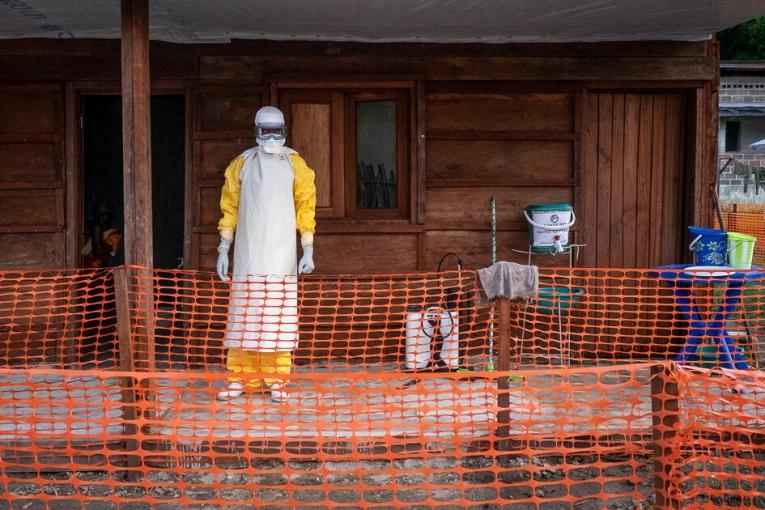 Ebola : Une nouvelle étude montre que la vaccination durant une épidémie réduit de 84 % le risque de développer la maladie 