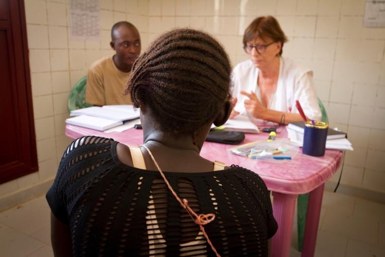 Une consultation avec une victime de violences sexuelles à l'hôpital de Bangui en République centrafricaine.