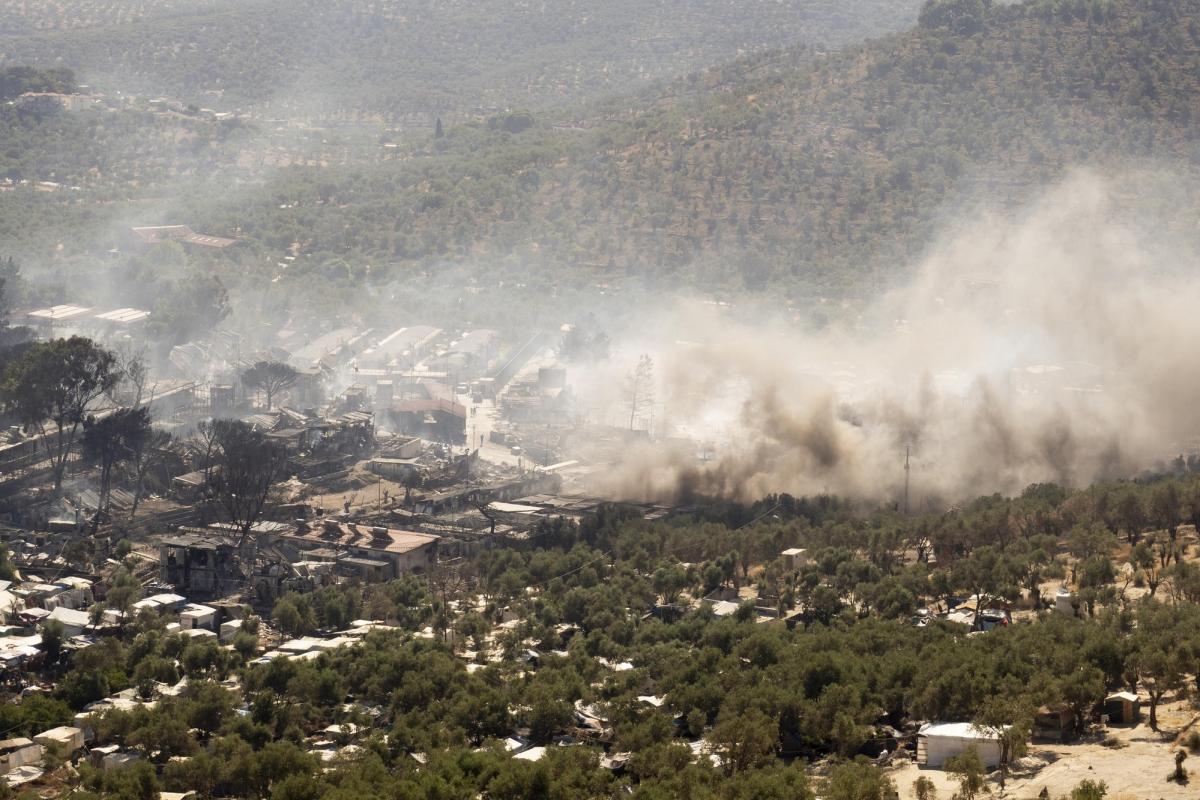 Incendie du camp de Moria, au petit matin, le 9 septembre 2020.
 
 © /MSF