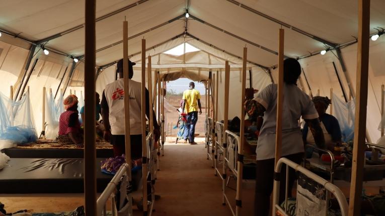 Unité d’hospitalisation pour enfants et adultes de l'hôpital de Titao. Février 2020, Burkina Faso.
© Noelie Sawadogo/MSF