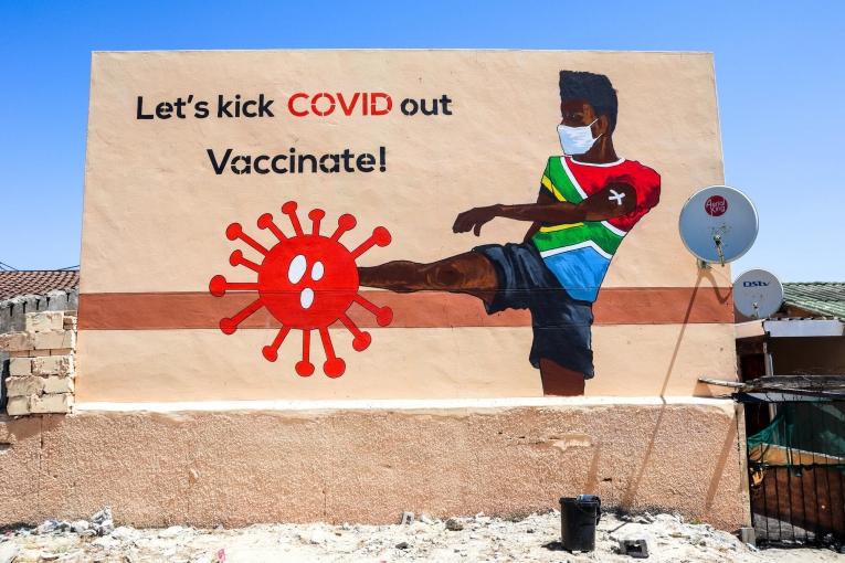 Une fresque murale dans le township de Khayelitsha. Afrique du Sud.
 
 © MSF