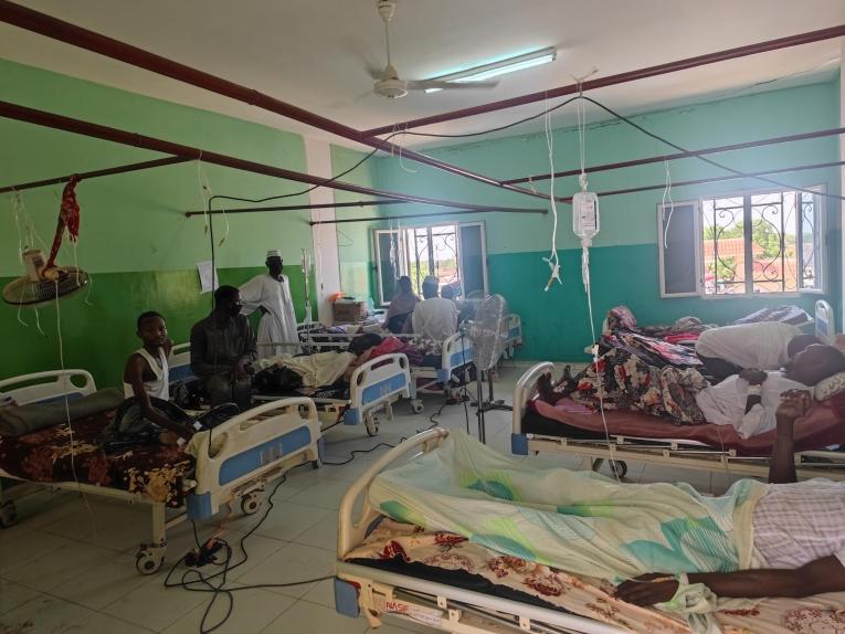 Une salle d'hospitalisation de l'hôpital Sud d'El Fasher en juillet 2023. Soudan. 
 © MSF