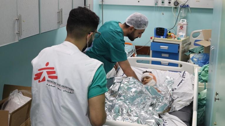 Un jeune patient à l'hôpital Al Shifa dans la ville de Gaza. 
 © Mohammad Masri