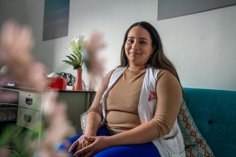 Jessica Zúniga, psychologue chez MSF, dans son bureau au sein de la clinique.
 © Fritz Pinnow Kawas/MSF