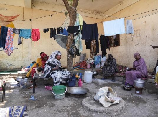 Vie quotidienne dans la cour d’école d’Al Tadamon