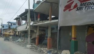 Dans les ruines de Chamanga Equateur avril 2016