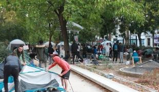 Démantèlement du camp dans le square Jules Ferry, 11ème arrondissement  de Paris, le 4 août 2020.