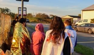 Le personnel de MSF vient en aide aux survivants de naufrages ou de tentatives ratées de traversée de la Manche pour rejoindre l'Angleterre.