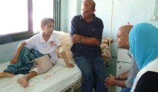 Mohammed lors de sa consultation avec Manuel bande de Gaza 2010