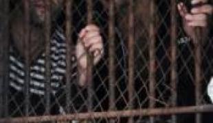 Migrants détenus dans un centre de détention à Venna au Nord de la Grèce  Novembre 2009