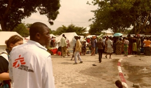 aide aux déplacés par la catastrophe de Brazzaville