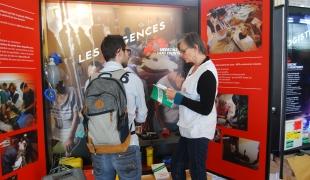 Exposition D'un hopital à l'autre