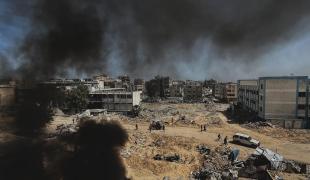 Palestine, Khan Younis, sud de Gaza, 22 avril 2024. Vue sur la ville de Khan Younis depuis le toit de l'hôpital Nasser, auparavant le plus grand hôpital du sud de Gaza.