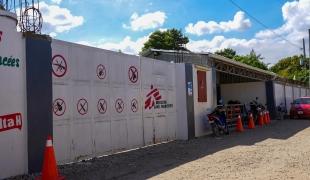 Port-au-Prince : MSF soigne plus de 100 blessés en deux semaines alors que l’accès aux hôpitaux se dégrade