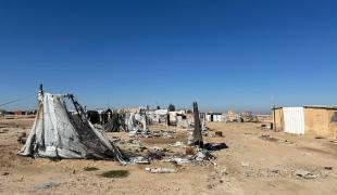 Des tentes abandonnées au camp d'Al Hol la veille de sa fermeture définitive.