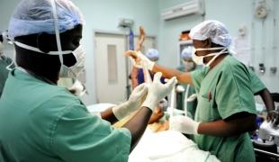 A l'hôpital d'Anyama à Abidjan en juin 2011  Nicola Vigilanti