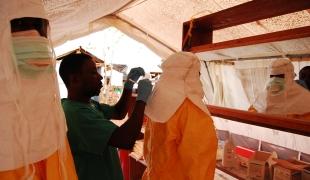 Centre de traitement d'Ebola à Kailahun Sierra Leone octobre 2014.