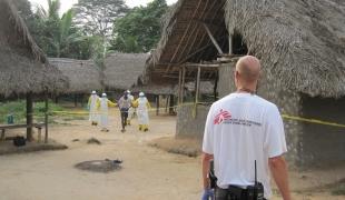L'équipe MSF de réponse rapide est intervenue en décembre dernier contre des cas d'Ebola à Quewein dans le comté de Grand Bassa au Liberia.