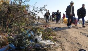 Le tri des nationalités intensifie les besoins humanitaires