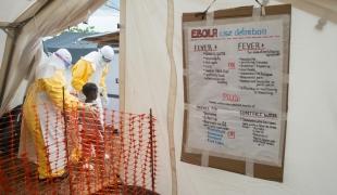 Centre de prise en charge d'Ebola à Kailahun en Sierra Leone. Juillet 2014